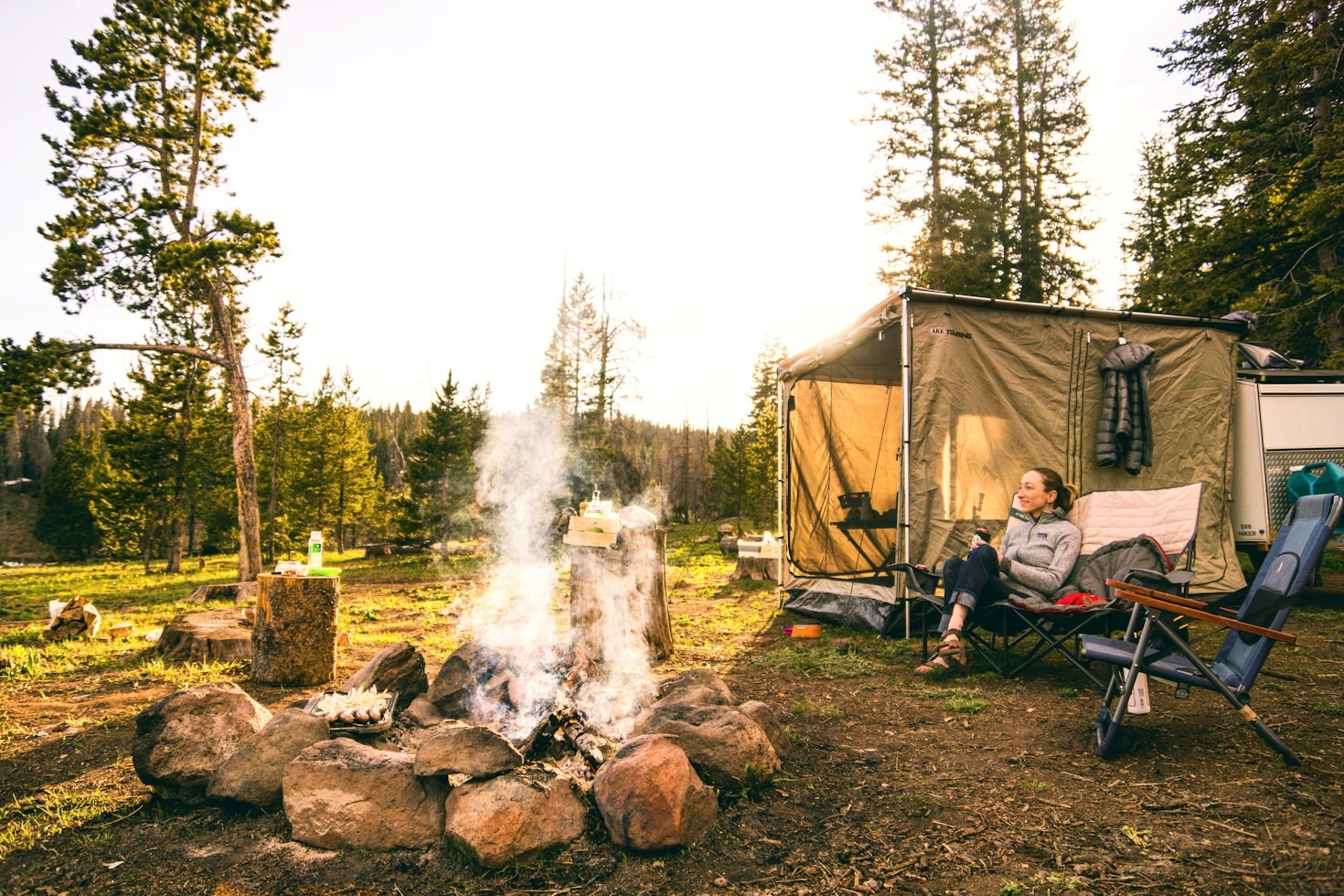 Exploring the Benefits of Modern Camping Equipment